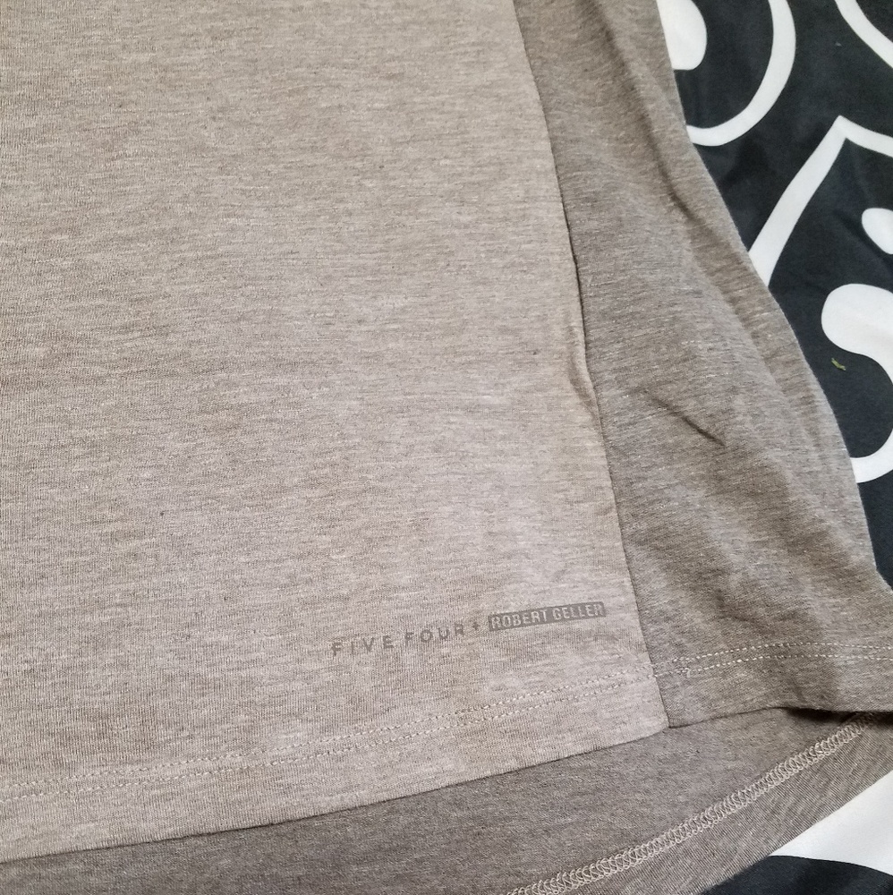NWOT Robert Geller + Five Four Henley - Picture 4 of 5
